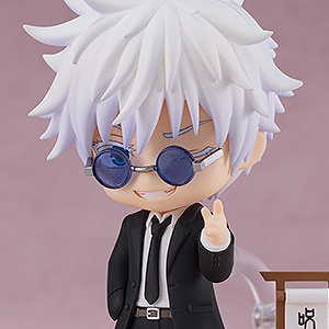 Nendoroid #2440 - Satoru Gojo: Suit Ver. (五条悟 スーツVer.) from Jujutsu Kaisen